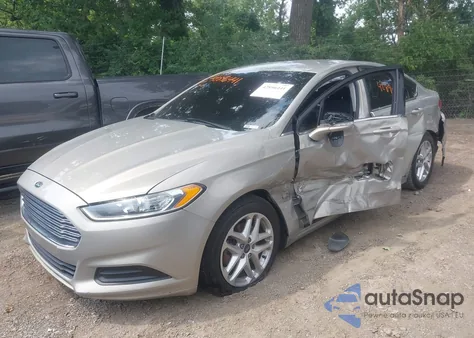 2015 Ford Fusion Se z USA, uszkodzony, nr VIN 3FA6P0H79FR112219